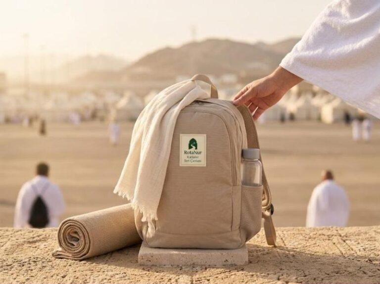 Foldable lightweight 20-liter backpack, RotaNur-labeled