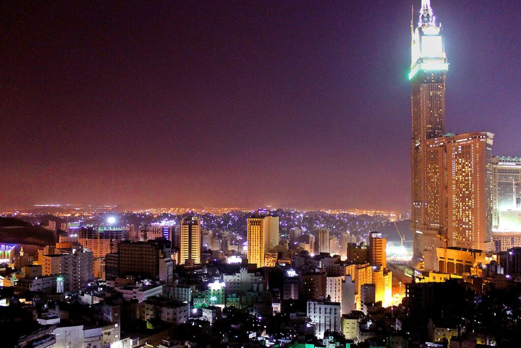 RotaNur 4-day luxury Umrah tour with 5-star hotels near the Haram
