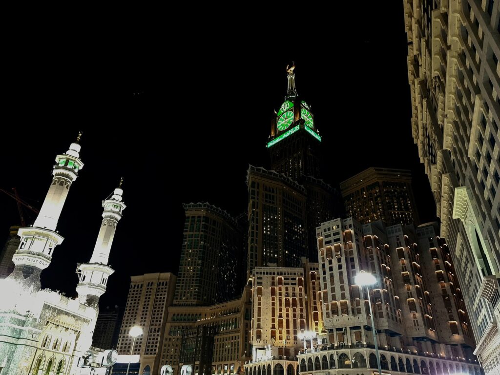 RotaNur 10-day luxury Umrah tour with 5-star hotels near the Haram