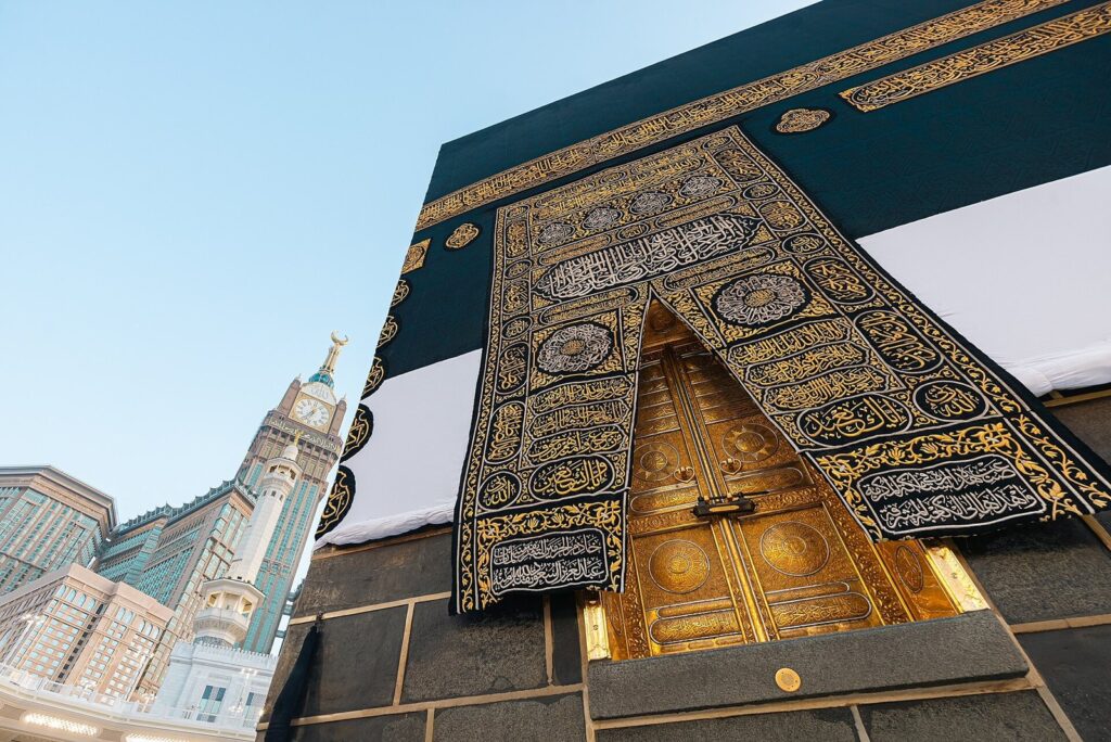 The kiswah, the covering of the Kaaba, and its gold embroidery