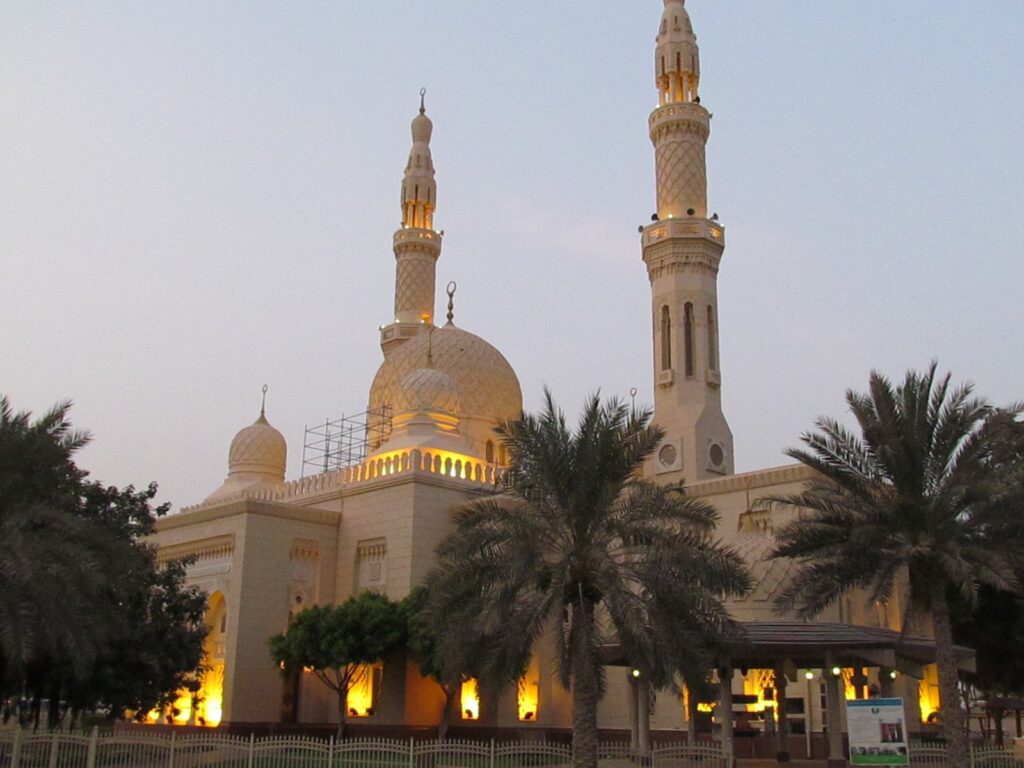 Jumeirah Camii, Dubai