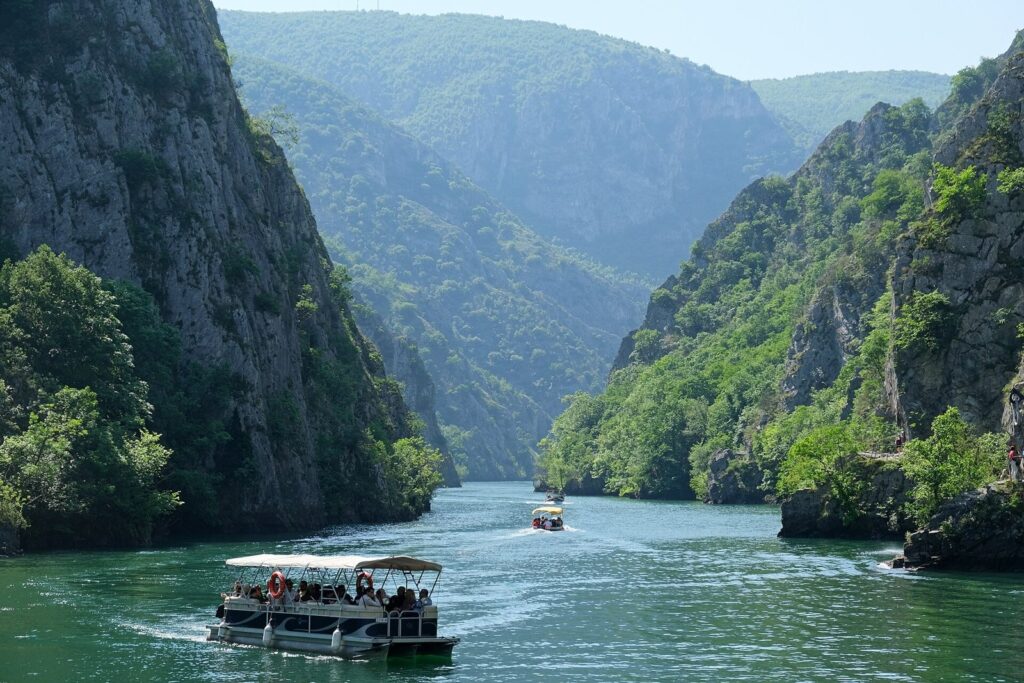 Üsküp yakınındaki Matka Kanyonu